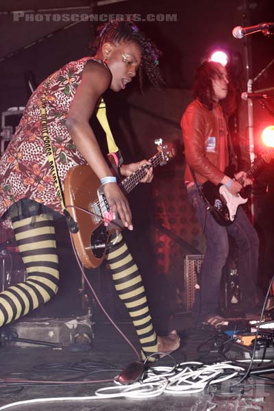 NOISETTES - 2006-04-03 - PARIS - Nouveau Casino - 